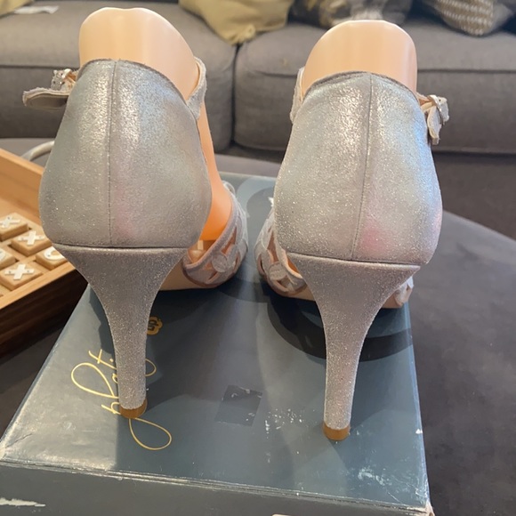 Platinum bp northstrom silver heels - Picture 2 of 6